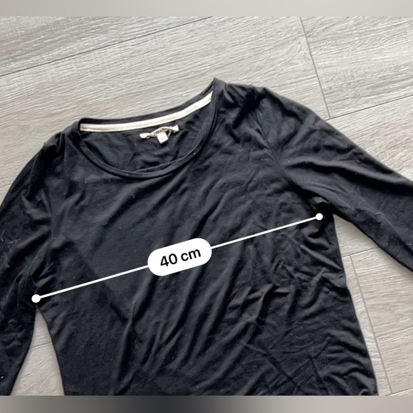 J Brand Black 3/4 Sleeve Top (Lyocell/Cupro Blend, Size S) - Picture 3 of 8